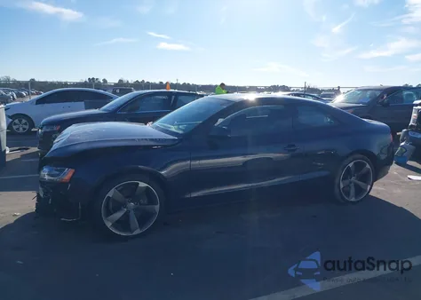2011 Audi A5 2.0T Premium z USA, uszkodzony, nr VIN WAULFAFR0BA036272